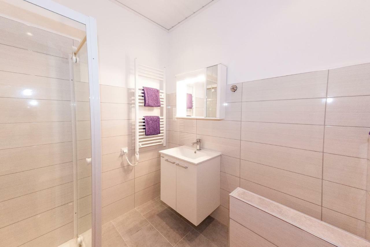 Ferienwohnungen Velijoze Porec Ngoại thất bức ảnh