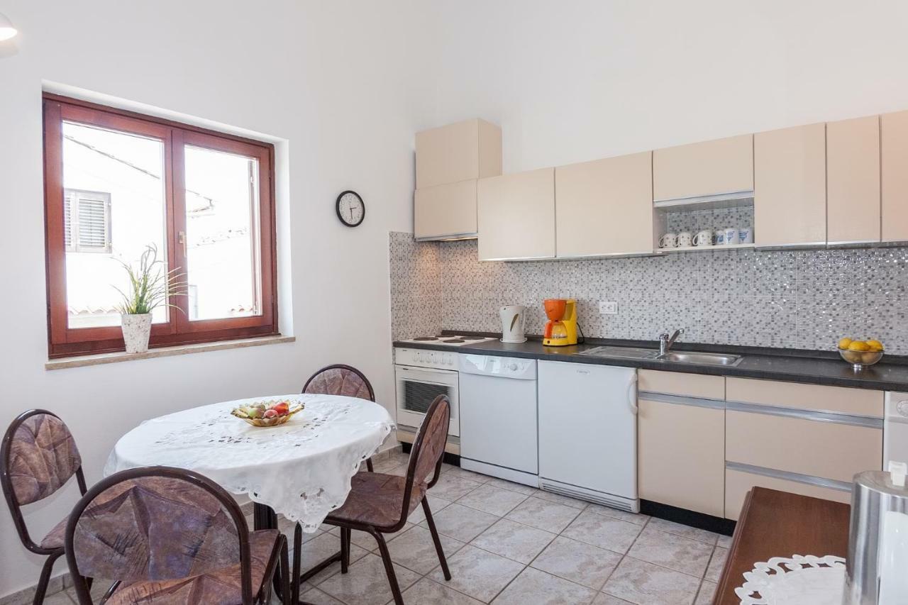 Ferienwohnungen Velijoze Porec Ngoại thất bức ảnh