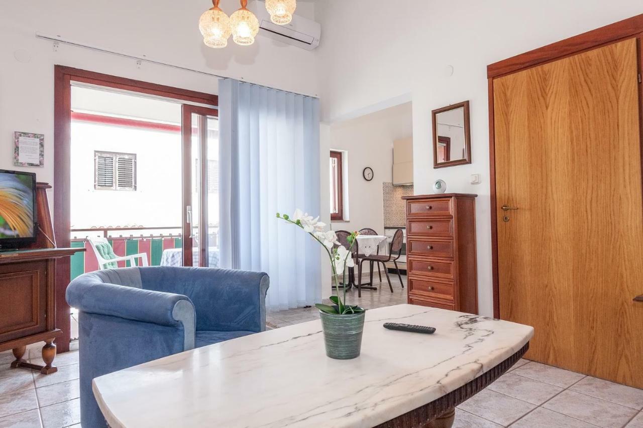 Ferienwohnungen Velijoze Porec Ngoại thất bức ảnh